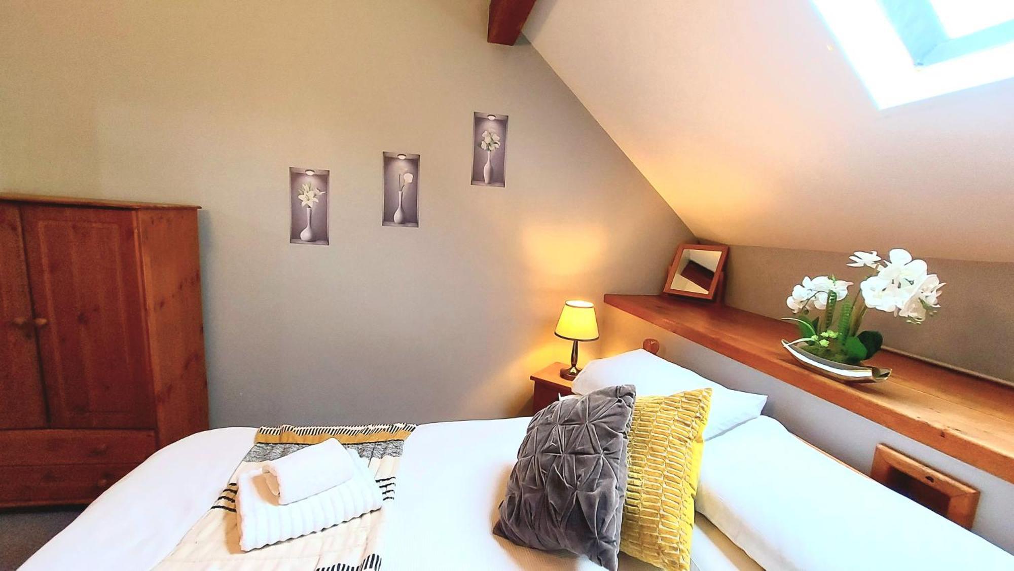 Cader Mountain View Cottage With Hot Tub In Snowdonia Долгеллау Экстерьер фото
